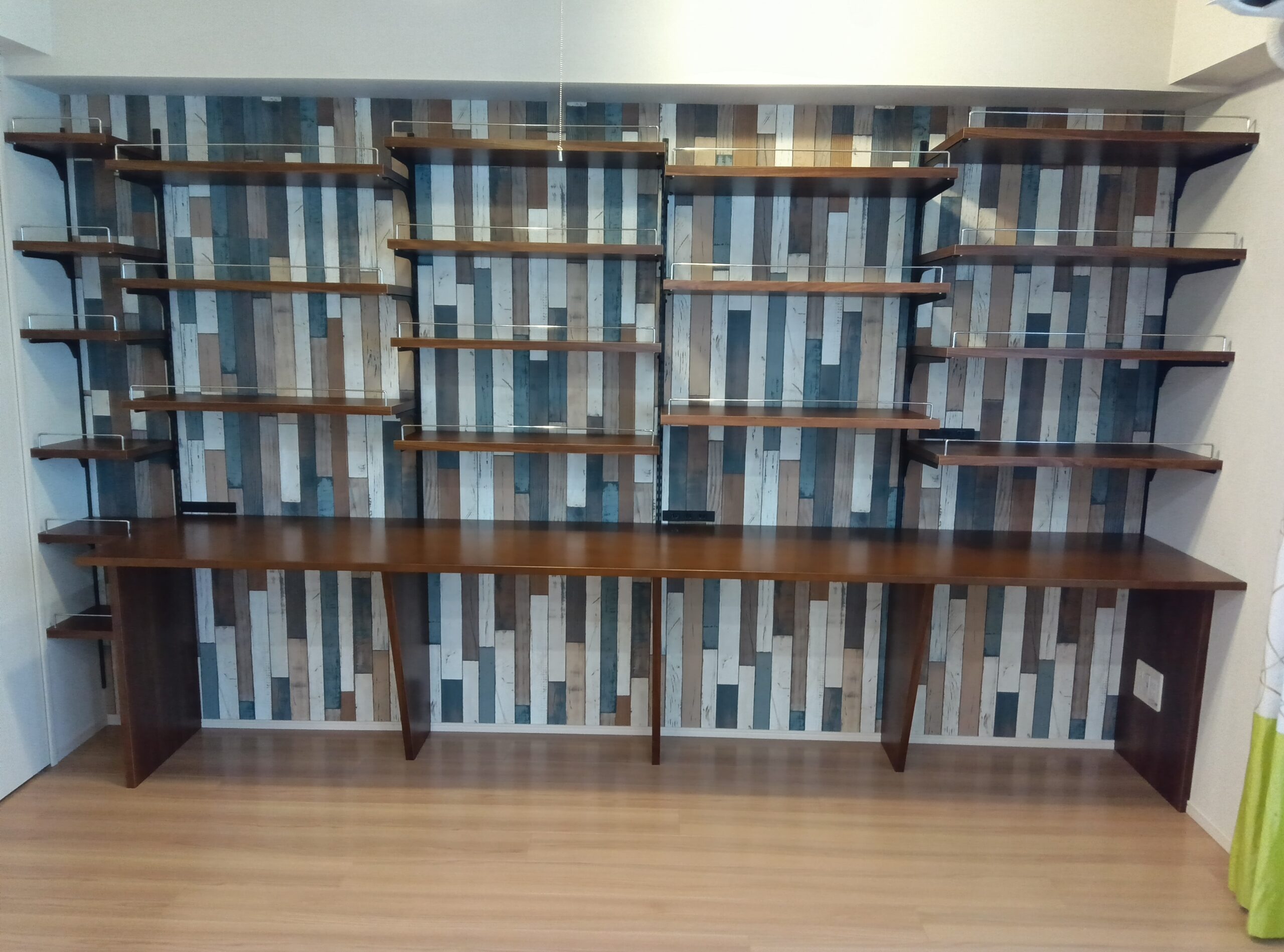 マンション　棚造作工事